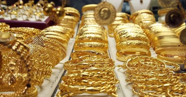 Altın zirveden döndü