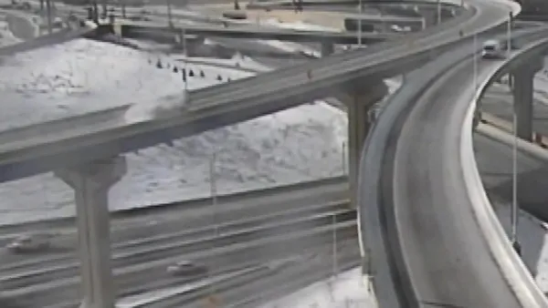 kamyonet-21-metre-yuksekten-asagi-dustu-iste-o-anlar-1612854159474.jpg Kamyonet 21 metre yüksekten aşağı düştü! İşte o anlar-4