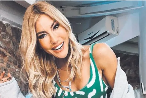 Ünlülerin bayram mesajı