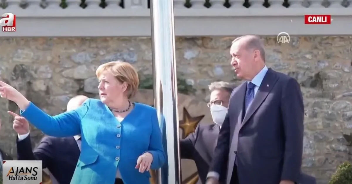 Başkan Erdoğan Merkel'e Boğaz'ı anlattı