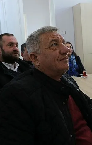 Başkan Erdoğan'ın muhtar maaşlarını 4 bin 250 liraya yükseltme kararı muhtarları sevindirdi