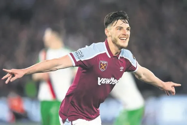 galatasaray-dostluk-turnuvasindaki-ilk-hazirlik-macinda-rayo-vallecanoya-1-0-maglup-oldu-spor-haberleri-1670115758447.jpeg Galatasaray Dostluk Turnuvası'ndaki ilk hazırlık maçında Rayo Vallecano'ya 1-0 mağlup oldu | Spor haberleri-18