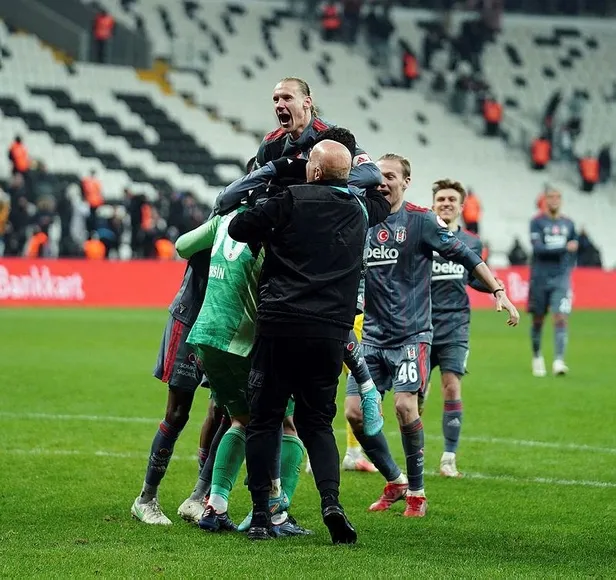 kupanin-son-sahibi-besiktas-normal-suresi-berabere-biten-karsilasmada-goztepeyi-penaltilarda-gecmeyi-basardi-1644529594184.jpeg Kupanın son sahibi Beşiktaş normal süresi berabere biten karşılaşmada Göztepe'yi penaltılarda geçmeyi başardı-5