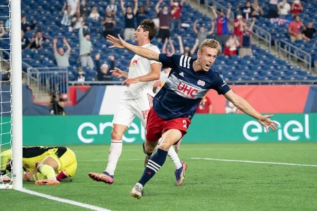 dursun-ozbekin-listesine-girecegi-iddia-edilen-esref-hamamciogludan-aciklama-geldi-1652739438441.jpeg Dursun Özbek’in listesine gireceği iddia edilen Eşref Hamamcıoğlu'dan açıklama geldi-2