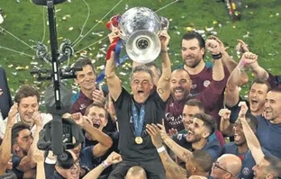 Luis Enrique PSG’de tarih yazdı! 2025’te 6 kupayla Avrupa’ya damga vurdu