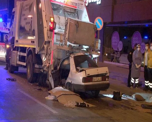 SON DAKİKA: Ankara'da feci kaza! Otomobil, çöp kamyonuna ok gibi saplandı: 1 ölü-3