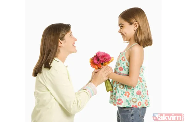 Anneler Günü Mesajları Karşılıksız Tek Sevgi Ananın Çocuğuna Duyduğu Sevgidir. Ben Kendi Çocuklarımda Senin Sevgini Buldum. Ve Seni Ne Çok Sevdiğimi Bir Daha...