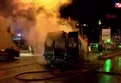 Kağıthane'de servis minibüsü yandı