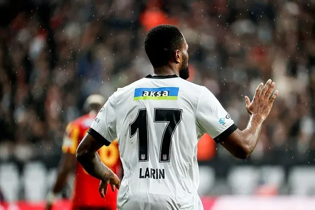 larine-son-sans-besiktas-yonetimi-kanadali-yildizla-son-bir-gorusme-yapma-karari-aldi-1640115053420.jpeg Cyle Larin konusunda flaş gelişme! Beşiktaş yönetimi Kanadalı yıldızla son bir görüşme yapma kararı aldı-2