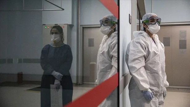 Son dakika: Bilim Kurulu Üyesi Recep Öztürk'ten Kovid-19 uyarısı: Salgın istenen düzeyde kontrol altında değil-4