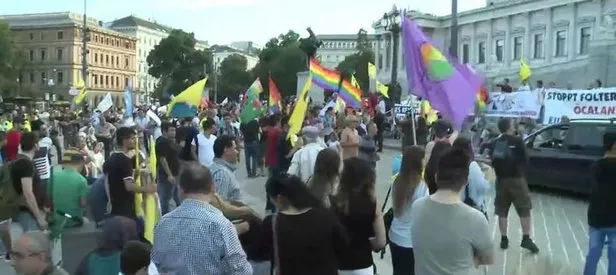 PKK destekçisi AB!