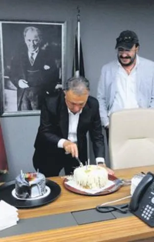 İyi ki doğdun Ahmet Nur Çebi