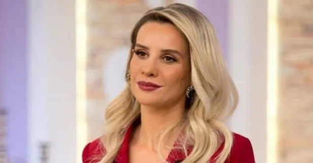 Ünlülerden Leyla Aydemir paylaşımı