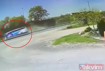 Yalova’da düz yolda giden otobüs devrildi! Görüntüler ortaya çıktı