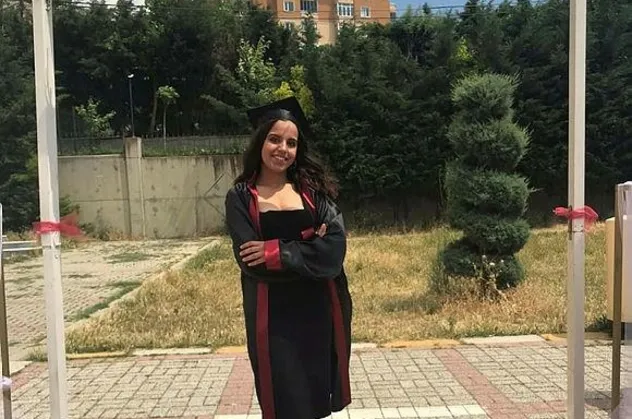 AVM'de intihar! Genç kız kendini boşluğa bıraktı! Yer: İstanbul