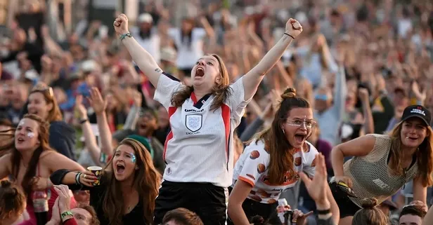 En fanatik burçlar: Yağmur, kar demeden tribünde yerlerini alırlar