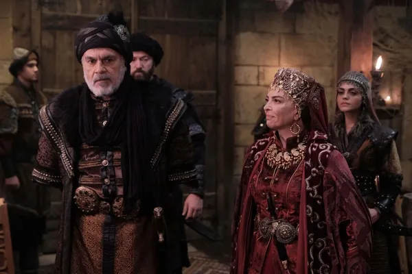 kurulus-osman-133-bolum-gumbur-gumbur-geliyor-osman-bey-yakup-beye-meydan-okuyor-1698138110344.jpg Kuruluş Osman 133. bölüm gümbür gümbür geliyor: Osman Bey, Yakup Bey’e meydan okuyor!-5