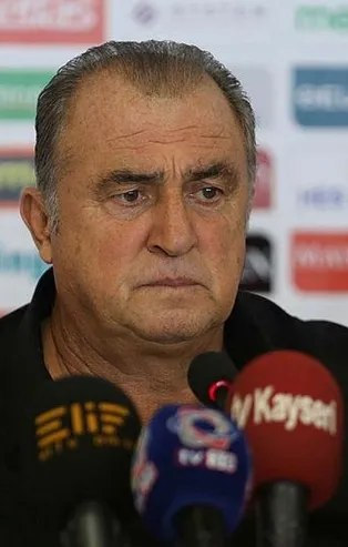 Fatih Terim'den ince mesaj: Profesyonelce hamleler
