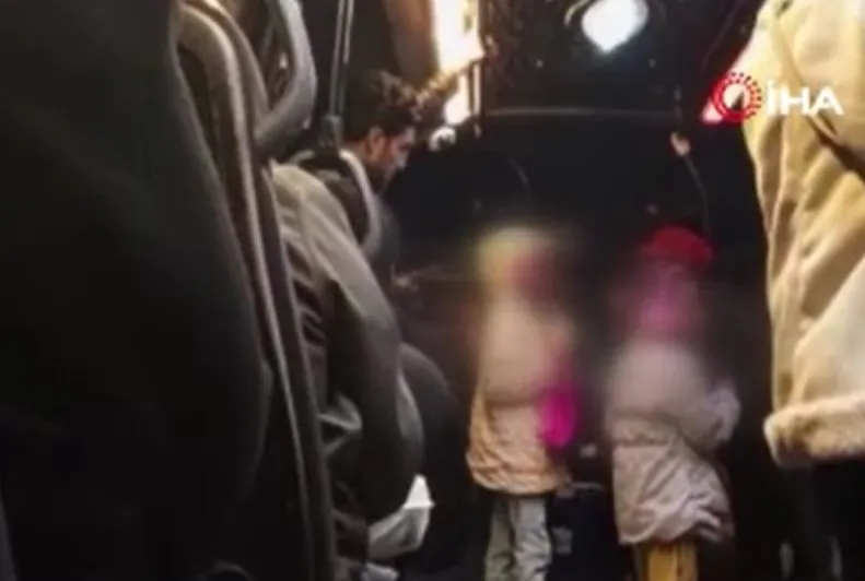 Araçtan indirmedi gaza bastı