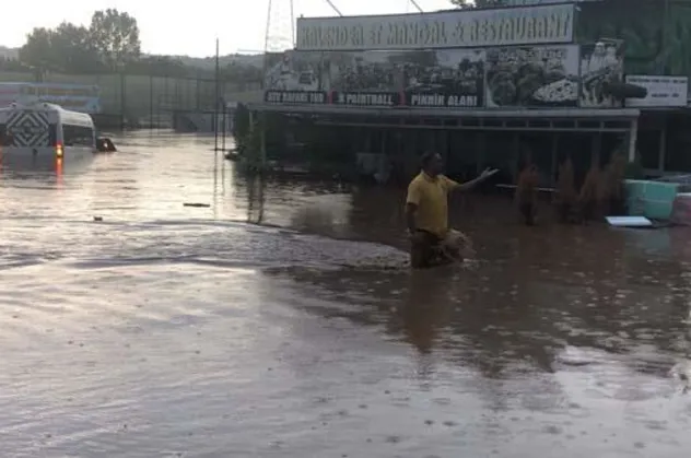 Son dakika: Kocaeli'de sel felaketi