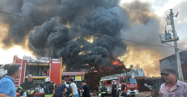 Son dakika: Kocaeli’nin Kartepe ilçesinde geri dönüşüm fabrikasında çıkan yangın kontrol altına alındı!