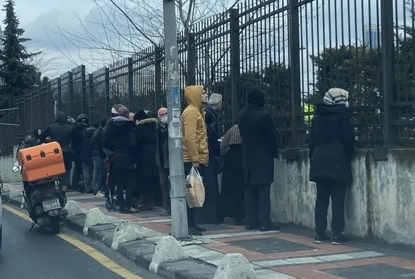1646317301905.jpg E-5'te korkunç kaza! Hafriyat kamyonunun altında ezildi-3