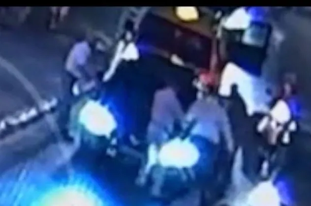 Fethiye Belediye Başkanı Alim Karaca tatilcinin aracını tekmelemişti! Görüntüler ortaya çıktı
