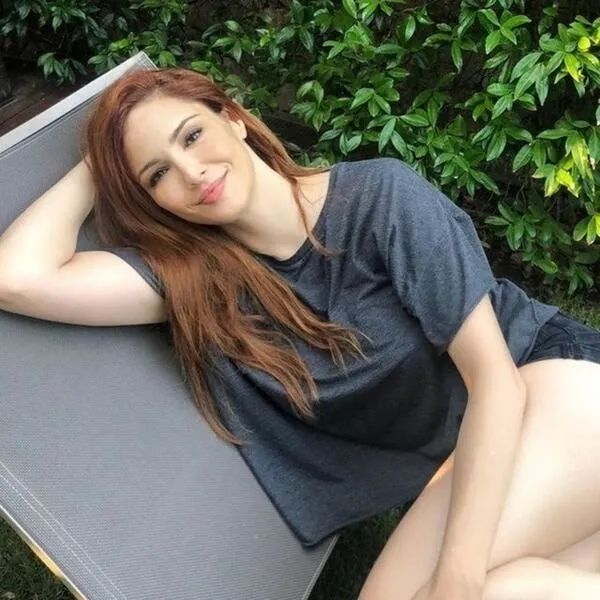 yali-capkini-dizisinde-sabirlari-zorlayacak-2-ayrilik-karari-biri-yetmedi-ikisi-birden-1682419795322.jpg 1'i yetmedi 2'si birden... Yalı Çapkını'nda sabırları zorlayacak ayrılık yaşandı!-2