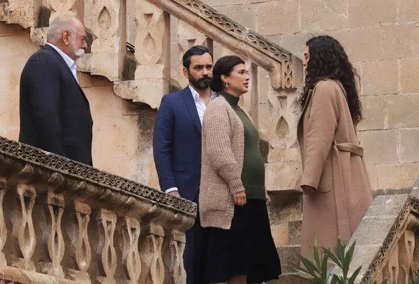 Hercai 25. yeni bölüm fragmanı: Miran gerçekler karşısında sarsılıyor! Hercai yeni bölümde neler olacak?-1