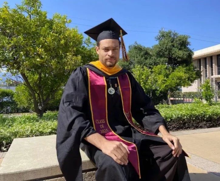 cole-allenin-manifestosu-ortaya-cikti-beyaz-saray-yemegi-saldirgani-kimi-hedef-aldi-ya-iran-ajani-olsaydim-1777229664632.jpeg Cole Allen'ın manifestosu ortaya çıktı: Beyaz Saray yemeği saldırganı kimi hedef aldı? | "Ya İran ajanı olsaydım"-4