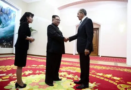 Kim Jong Un ile Sergey Lavrov bir araya geldi