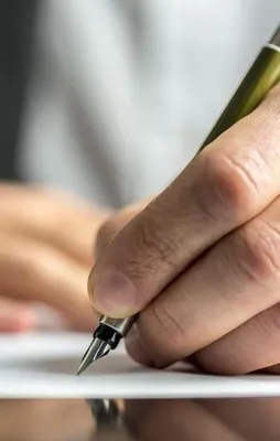 Sağ elle yazanlar yaşadı!