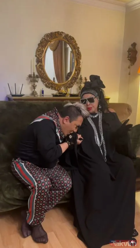 İşte Murat Övüç'ün Bülent Ersoy paylaşımı...