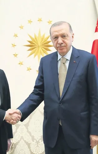 Başkan Erdoğan'dan partililere önemli mesajlar! "Rahat olun bu seçimi alacağız..."