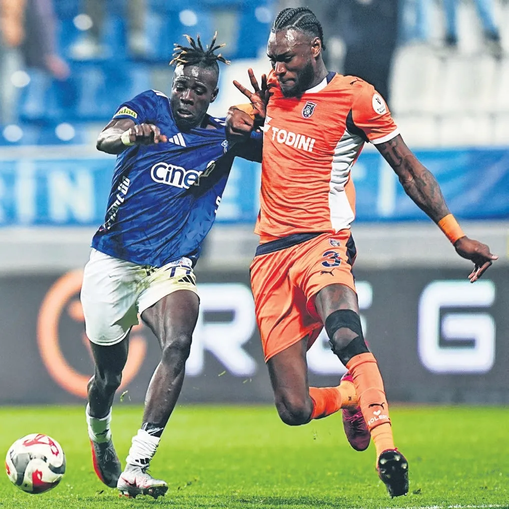 Fırtına rotayı Opoku’ya kırdı