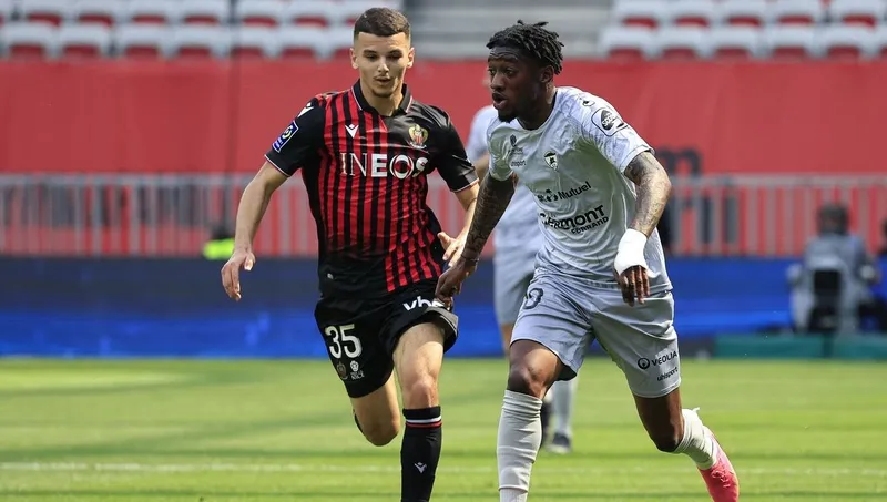 son-dakika-trabzonspor-transfer-haberi-yildiz-isimde-sona-yaklasildi-ilk-mesaj-geldi-1714716514898.jpg Son dakika Trabzonspor transfer haberi: Yıldız isimde sona yaklaşıldı… İlk mesaj geldi!-7