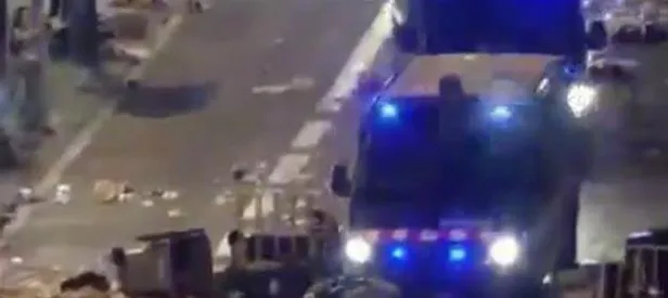 İspanya’da Katalanlar polisle çatışıyor!