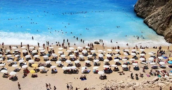 Antalya Ya 1 Gunde 9 Ulkeden 36 Ucak Geldi Takvim