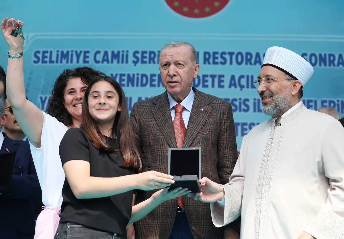 Başkan Erdoğan’dan CHP’ye sert sözler: Siyasi parti değil sanki dövüş kulübü-11