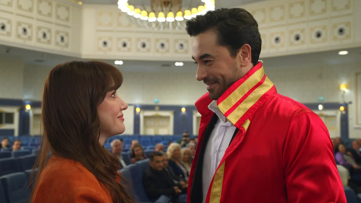 medeni-haller-filmi-vizyon-tarihi-konusu-ve-oyunculari-1790931857482.jpg Özge Gürel, Gökhan Alkan ve Burak Çelik'in başrolünde yer aldığı "Medeni Hâller" 9 Ekim'de vizyonda-1