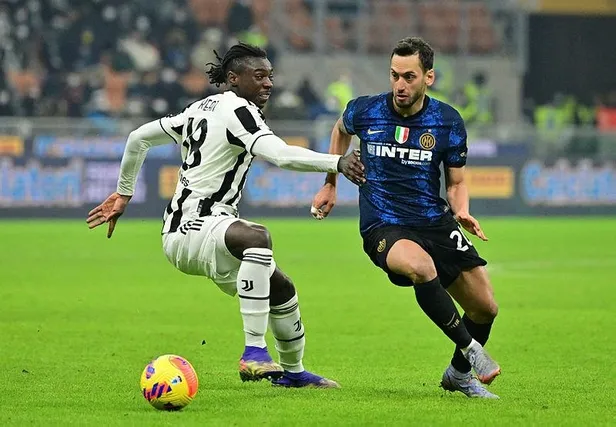 hakan-calhanoglundan-liverpoola-gozdagi-buraya-bunu-gostermek-icin-geldim-1644942076335.jpeg Hakan Çalhanoğlu'ndan İngilizlere gözdağı! "Tüm silahları kullanacağız"-1