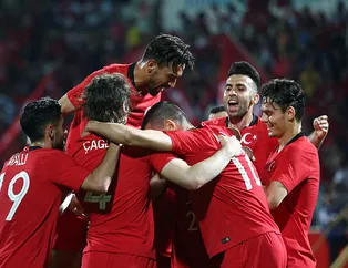 Milli yıldıza İtalyan kancası! Rekor bonservis talebi...