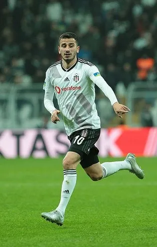Oğuzhan Feyenoord’ta