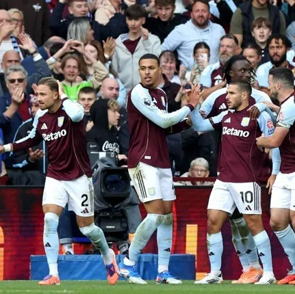 Aston Villa siftah yaptı