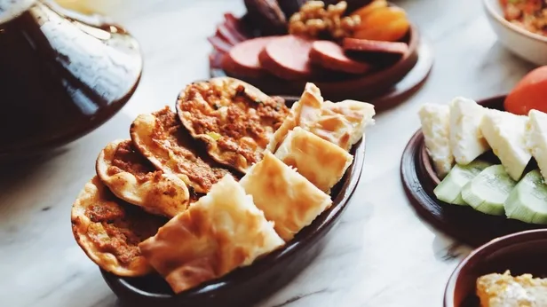 Canan Karatay vücudun baş düşmanını açıkladı! Yanına bile yaklaşmayın! Morfinden bile beter...