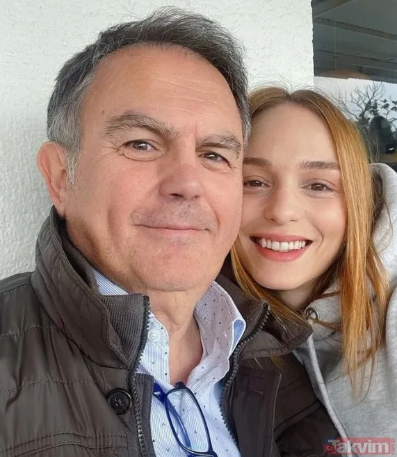 Emre Altuğ babasını toprağa verdi eski eşi Çağla Şıkel ve annesi Asuman Şıkel yalnız bırakmadı! Çağla Şıkel: "Tuncer Amcam… Dedemiz…" - 16