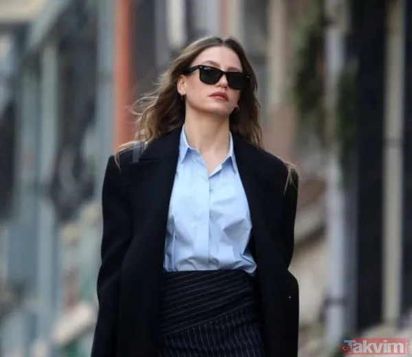 Aile'nin Devin'i Serenay Sarıkaya'nın annesi bir Maşallahınızı alır! Serenay'ın annesi Ümran kızını solladı geçti - 2