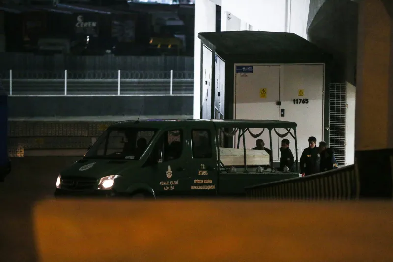 İstanbul'da bir rezidansın 9.katından düşen kadın öldü - 14
