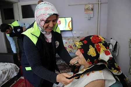 Mardin Belediyesi'nden evlere temizlik hizmeti-2