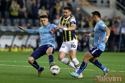 Spor yazarları Fenerbahçe - Adana Demirspor maçını değerlendirdi! O oyuncuya övgü dolu sözler